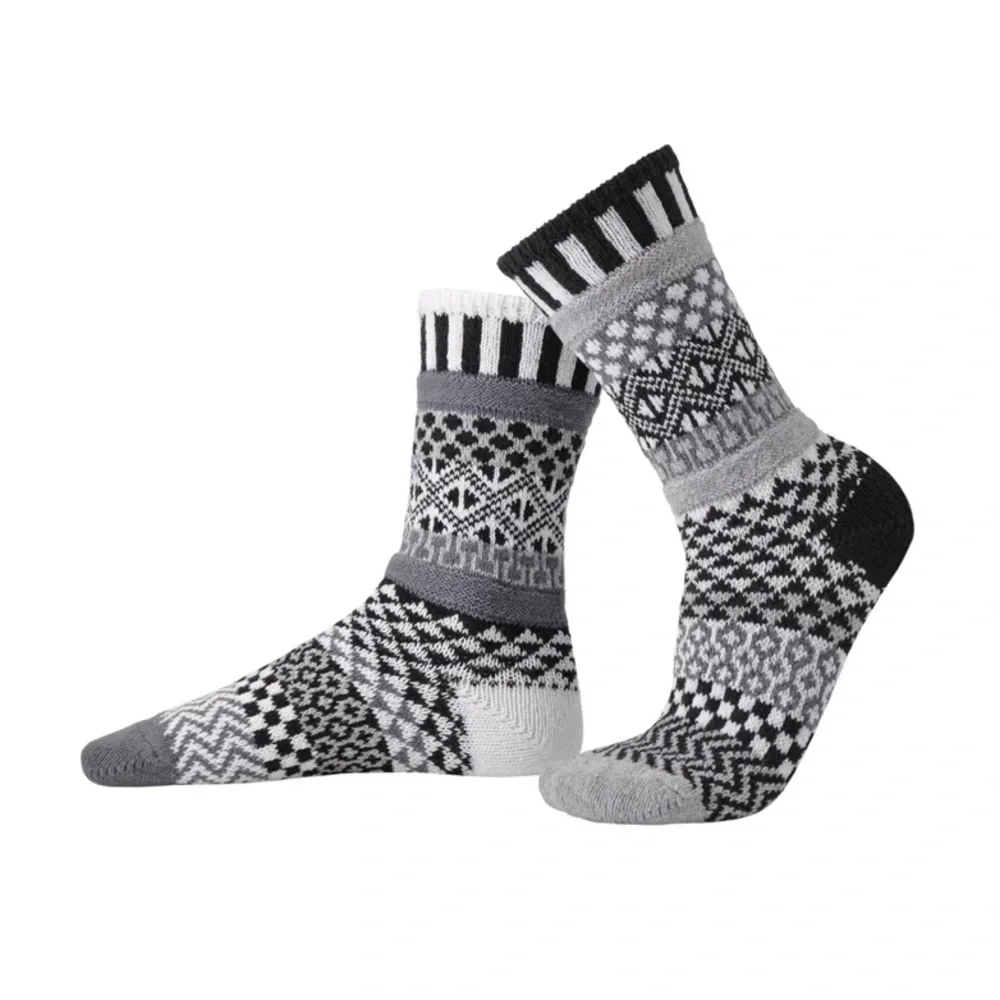 SOLMATE midnight crew socks